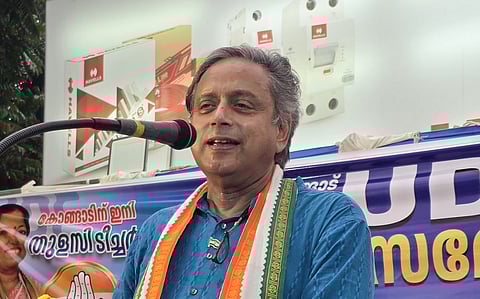 ചൂടേറുന്ന ജനാധിപത്യം: കാലാവസ്ഥാ മാറ്റത്തിനിടയിൽ കേരളം തിരഞ്ഞെടുപ്പിലേക്ക്