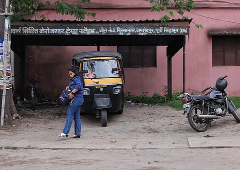 जमशेदपुर में ऑटो स्थानीय आवाजाही के लिए प्रमुख साधन बना हुआ है। फोटो : विकास चौधरी/सीएसई