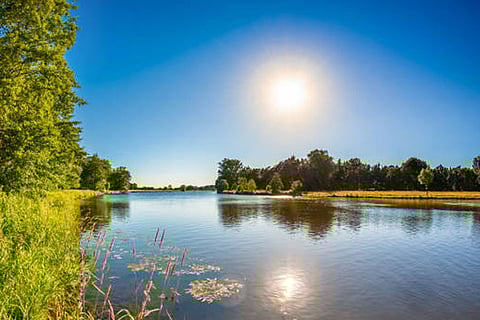 1980 के बाद से झीलों के सबसे गहरे हिस्सों में चलने वाली लू की आवृत्ति में प्रति दशक सात दिन से अधिक, तापमान में प्रति दशक 0.2 डिग्री सेल्सियस की वृद्धि देखी गई है।