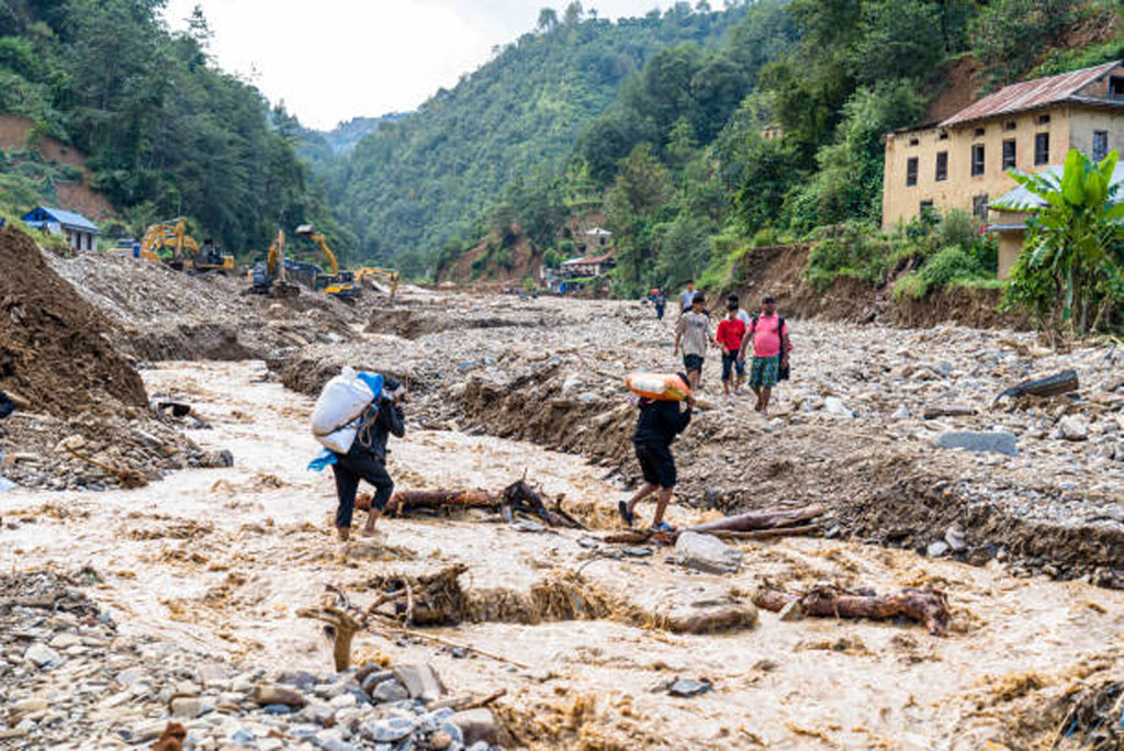 पैलियोलेक तलछट के विश्लेषण के आधार पर शोध ने हर 11,000 से 5,500 सालों में बनने वाले मजबूत पैटर्न का खुलासा किया। 