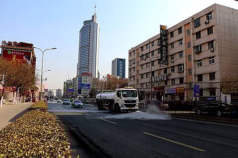 वायु प्रदूषण की सबसे बड़ी सफाई चीन में की गई है, जहां परिवेशी वायु प्रदूषण हर साल लगभग 10 लाख मौतों के लिए जिम्मेवार रहा है।