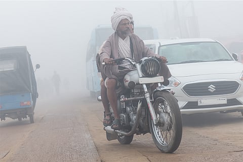 वायु गुणवत्ता और जलवायु संकट को अलग-अलग समझने की भूल नहीं की जा सकती; प्रतीकात्मक तस्वीर: आईस्टॉक