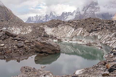 ग्लेशियरों से गायब होती बर्फ; प्रतीकात्मक तस्वीर: आईस्टॉक