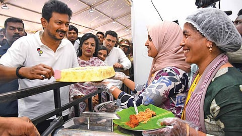 Deputy CM Udhayanidhi Stalin at a stall at the festival