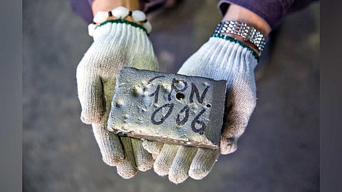 An ingot of neodymium and praseodymium, two rare
earths with powerful magnetic qualities, in China