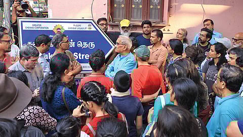 KR Jambunathan aka Jumbo explaining the history of the many streets of Mylapore on Sunday morning