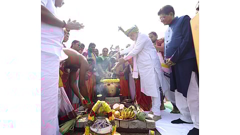 Amit Shah cooked traditional pongal at the ‘Namma Ooru Modi Pongal Vizha’ organised by the party.