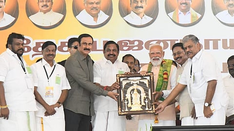 AIADMK general secretary Edappadi Palaniswami, AMMK chief TTV Dhinakaran sharing the stage at PM Modi's event in Maduranthakam on Friday 