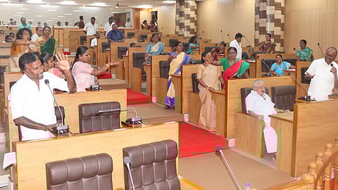 Altercation erupts between DMK and AIADMK members in Thanjavur corporation council meet