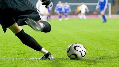 Leipzig settles for a draw as Hoffenheim wins in weather-delayed Bundesliga games