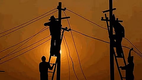Power maintenance work underway during evening hours