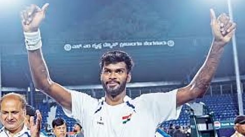 Dhakshineswar Suresh