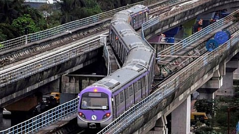 One dead, three injured as parapet wall slab of metro rail line falls onto vehicles; Oppn slams govt