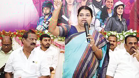 Minister Geetha Jeevan at Vellum Tamil Pengal event in Thoothukudi