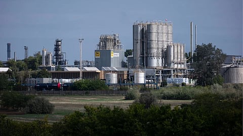A general view of MOL’s Danube refinery which produces fuel from Russian crude oil in Százhalombatta