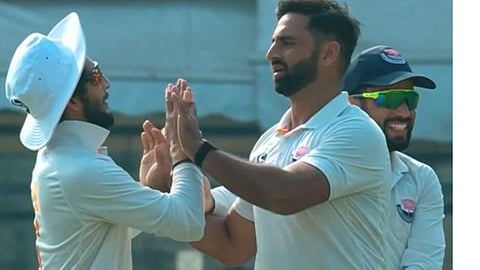 Five-wicket man Nabi, adventurous Iqbal take J&K close to maiden Ranji title