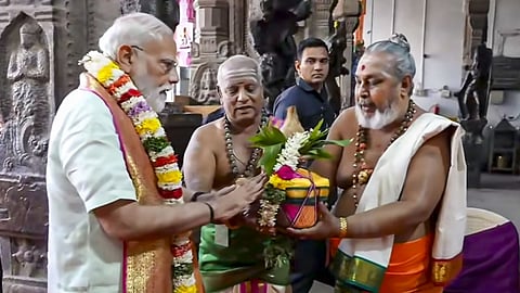 Prime Minister Narendra Modi performs rituals at the 'Arulmigu Subramaniya Swami Temple, in Thiruparankundram, Madurai