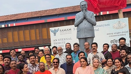 S P Balasubrahmanyam statue