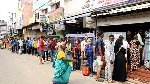 Residents gathered in front of gas agencies across Chennai