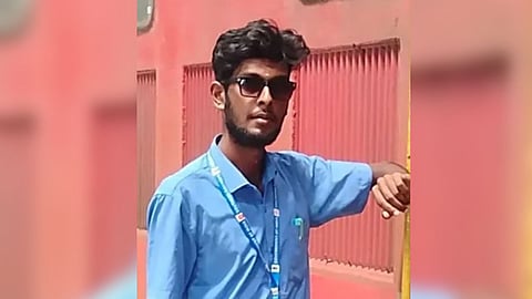 Railway staff Kishore Kumar