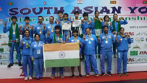 India won 13 gold medals in the South Asian Youth TT tournament