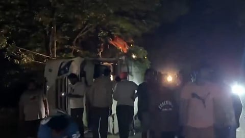 Bus returning from Anandpur Sahib overturns