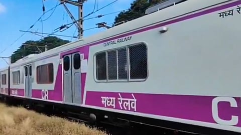 Image of a Mumbai local used for representative purpose