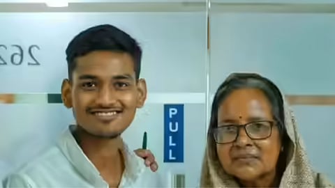 Teen donates liver to grandmother, skips Class 12 Boards and NEET