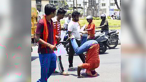 Salem: Activist stopped after stunt at collectorate
