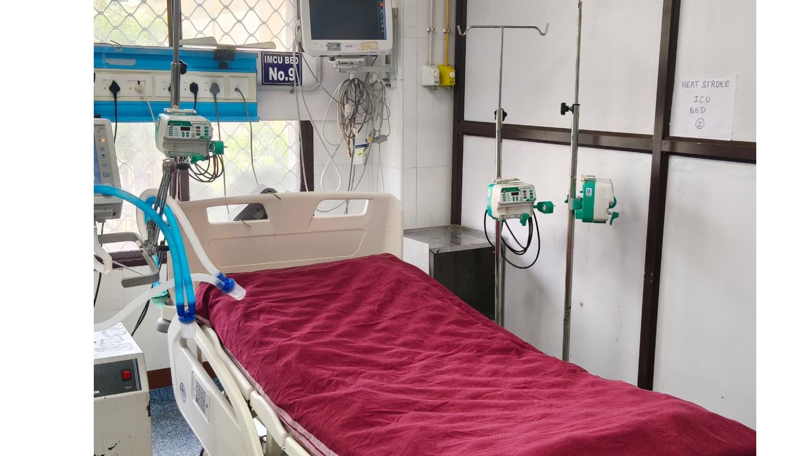 Special wards for heat stroke established at KAPV Medical College hospital in Tiruchy on Wednesday 

