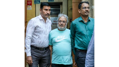 Mohammad Salim Dola, centre, a close aide of gangster Dawood Ibrahim and a notorious drug trafficker, at the Narcotics Control Bureau (NCB) office, in Mumbai, Thursday, April 30, 2026 