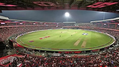 Chinnaswamy stadium 