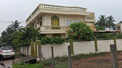 103 sovereign gold jewellery, cash stolen from locked house in Cuddalore