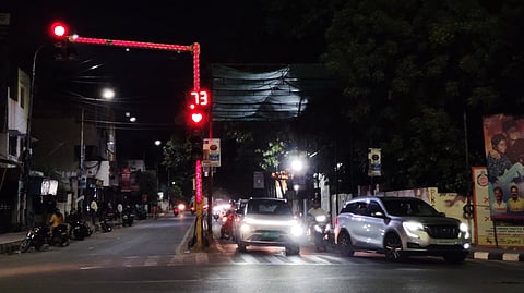 Traffic signal
