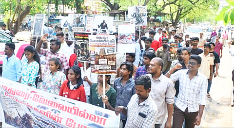 A rally was held by a few student organisations from Tamukkam Ground in Madurai to the Gandhi Museum under the title “Procession of Unemployed Cockroaches.”