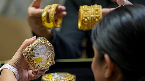 Gold jewellery 