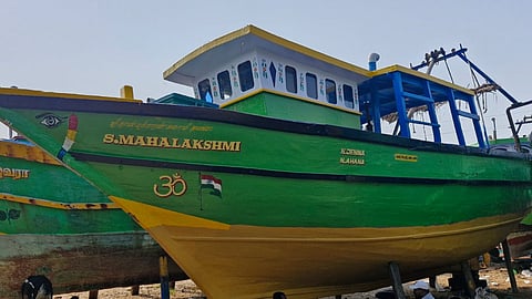 Refurbished mechanised boats in Tondi 