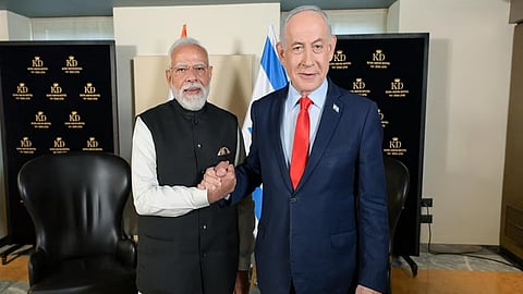Israeli Prime Minister Benjamin Netanyahu with PM Narendra Modi