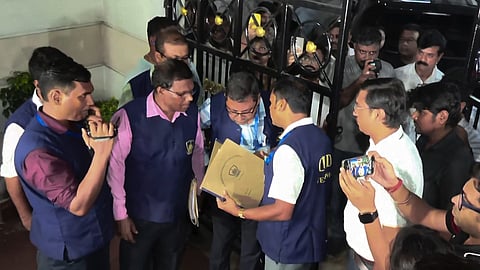 The operation, led by a team from Paschim Medinipur's Salboni Police station and assisted by Kolkata Police personnel, began shortly after 3 am
