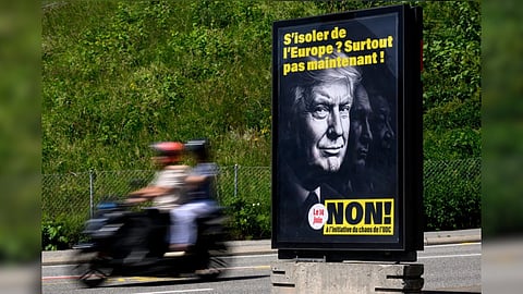 Poster reading “Isolate ourselves from Europe ? 