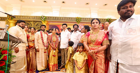 DMK president participated in the wedding reception at the residence of former Minister and DMK Agricultural Workers' Wing Leader Mr. U. Mathivanan