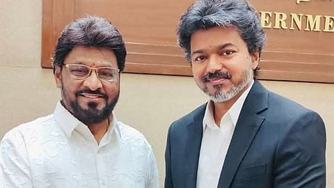 Late K Bhagyaraj with CM Vijay