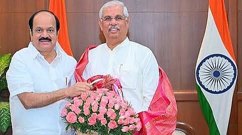  Speaker JCD Prabhakar with Governor-in-charge Rajendra Vishwanath Arlekar