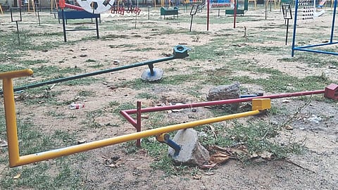 The renovated Anna Centenary Park in RMK Nagar has fallen into disrepair despite repeated appeals to the Tambaram Corporation for restoration