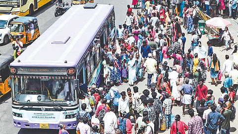 Heavy crowds witnessed at bus stop outside Tambaram railway station and Park railway station 