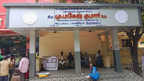 Photos of former CM MK Stalin and Deputy Mayor Magesh Kumaar removed from the bus shelter on 70 Feet Road, CIT Nagar