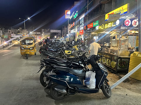 Encroaching food stalls that have reduced the motor carriageway on Jawaharlal Nehru Road in Tiruvallur

