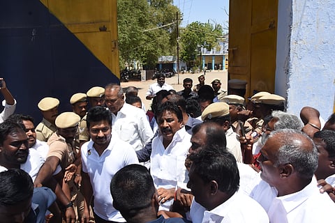 Leader of Opposition Udhayanidhi Stalin visiting the jailed DMK MLA GV Markandayan in Palayamkottai on Monday