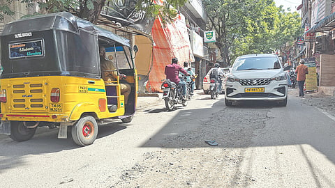 Pathetic state of Sivan Koil Street in Kodambakkam 