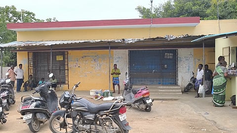 Tasmac strike leaves tipplers waiting for hours
